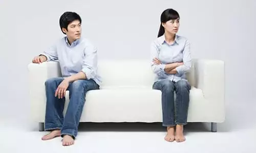 1、對待精神出軌的男人怎麼辦:精神出軌了怎麼辦？