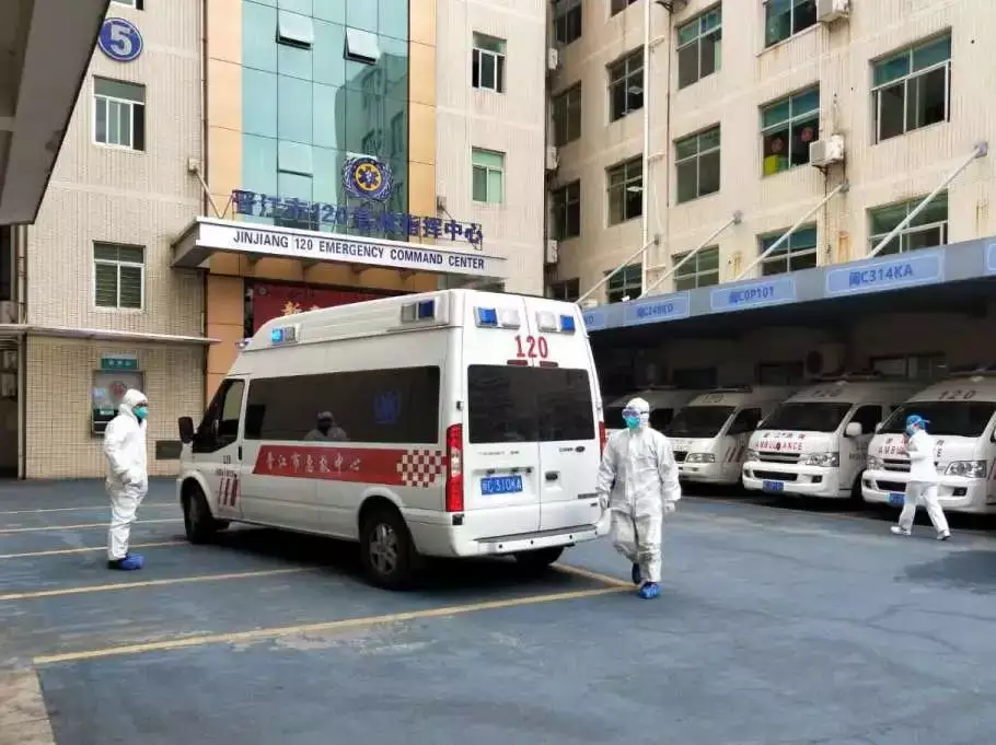 4、轉院病人轉運原則:轉院是否要自己聯繫醫院?要自己找救護車轉院嗎?