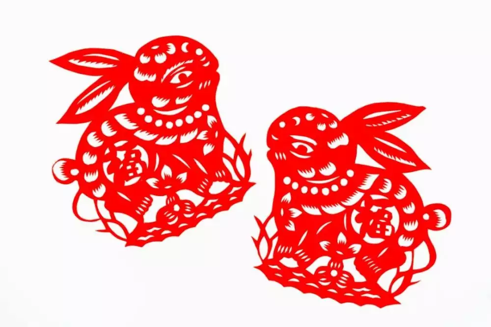 1、屬兔人逢牛年:屬兔人逢牛年