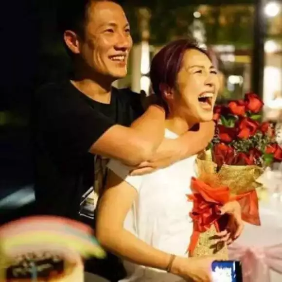 屬蛇的男人選擇的老婆：屬蛇男人該找屬什麼的女人結婚