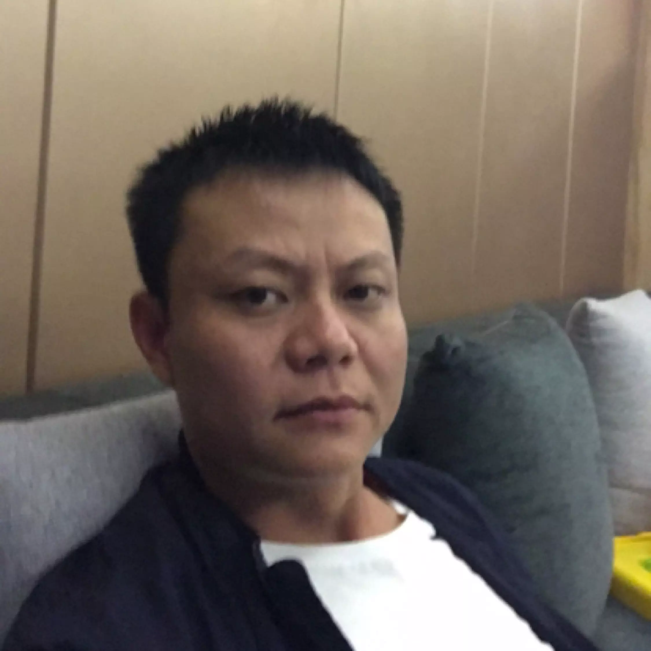 7、37歲男人算不算老:37歲的男人，會是什麼樣子？？
