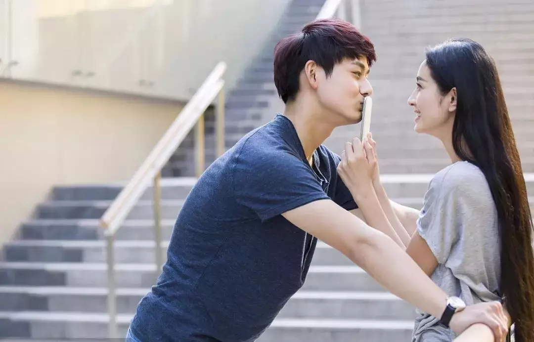 2、男人真的喜歡情人:男人真的會愛上情人嗎
