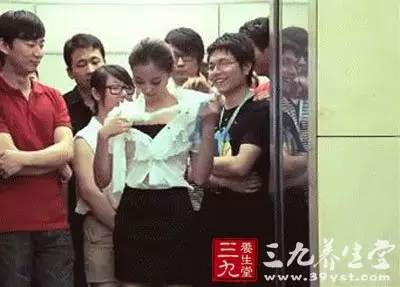 4、男人想三人行小三主動退出好嗎:小三主動離開說明什麼 面對主動退出的小三男人作何