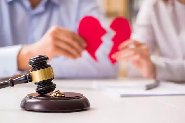 2、老公有外遇起訴仳離財富怎麼支解:男方有外遇，提出仳離，財富若何支解？