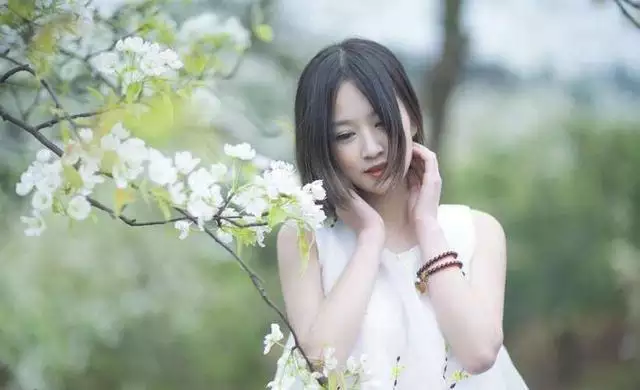 1、必須靠女人的生肖男:情緒比女人還善變，思維最感性的生肖男都有哪些？
