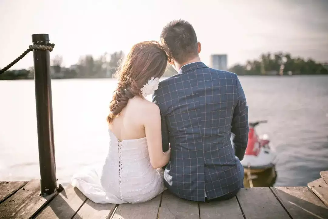 2、婚外很愛的兩個人:婚外真愛是什麼表現