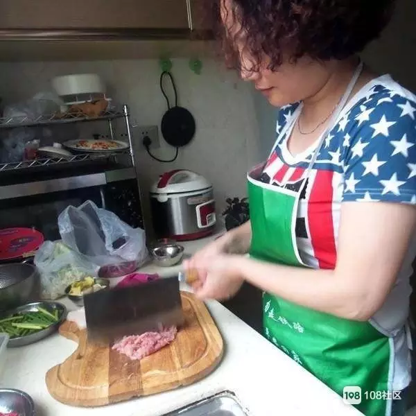 6、找中午做飯阿姨:找做飯阿姨我要找中午一頓的工作有嗎？