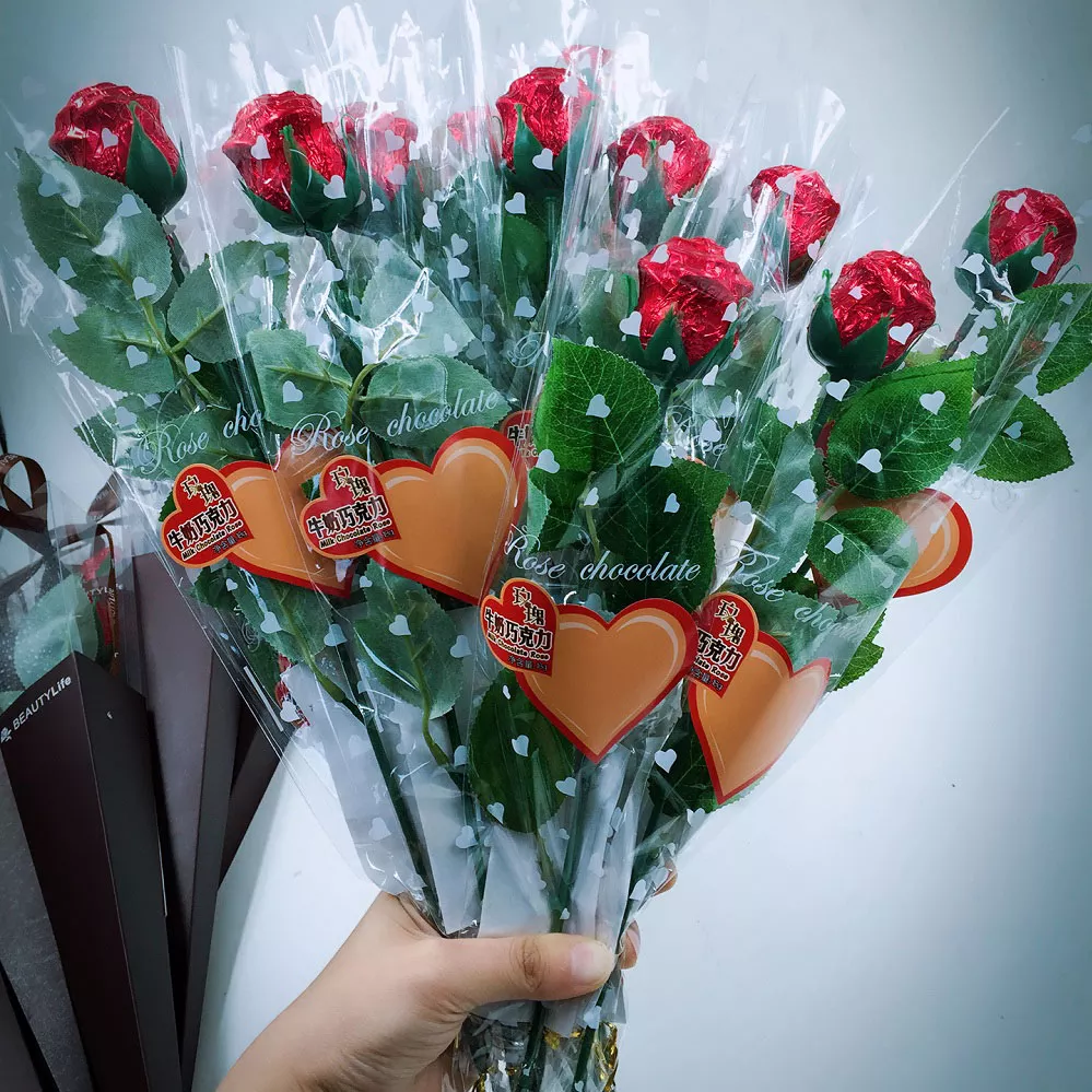 女人都喜歡的禮物是什麼：女生一般都喜歡什麼禮物