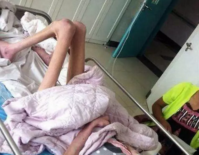 結婚了有個情人每次見面睡覺他都是然後給他要塊錢過分嗎，他還是給我我就不同意。我怎麼這