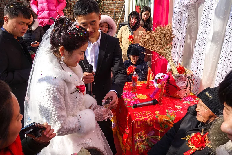7、晚婚命的人早婚會離婚:晚婚結婚的人還會離婚嗎