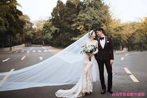 2、女孩子屬鼠男孩屬狗婚配好嗎:請問屬鼠男和屬狗女能婚配嗎