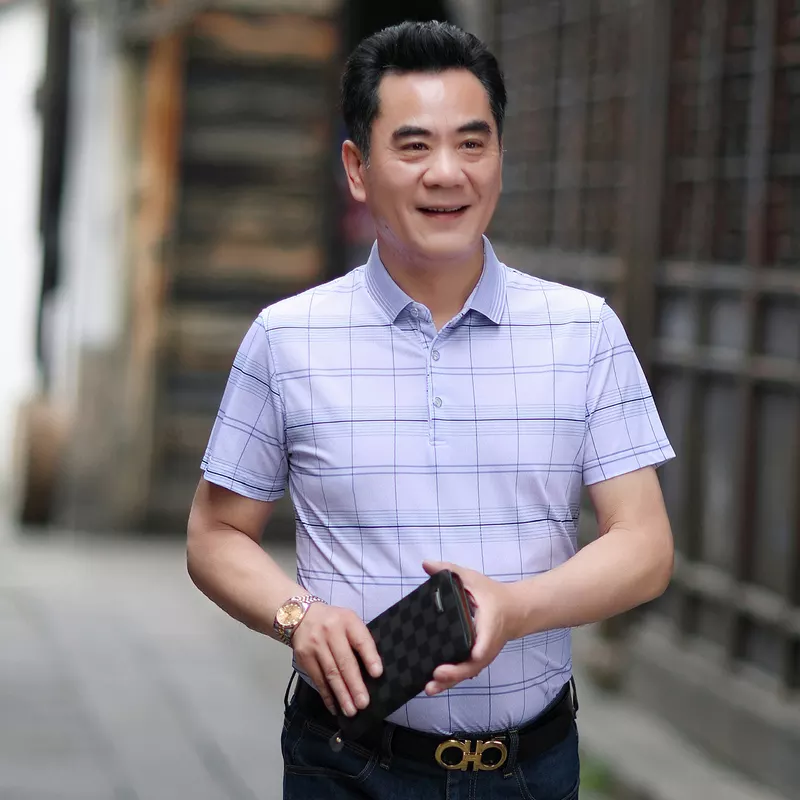 1、40歲找一個50歲男人好嗎:40歲的女人找多大的男人合適？