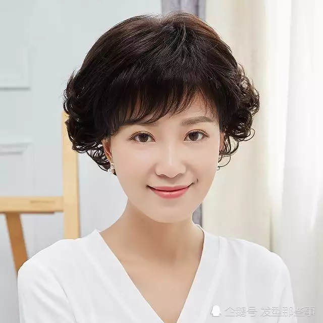 3、50歲的男人找40歲的女人結婚:如一個50歲左右的男人找老婆要找多大年齡的