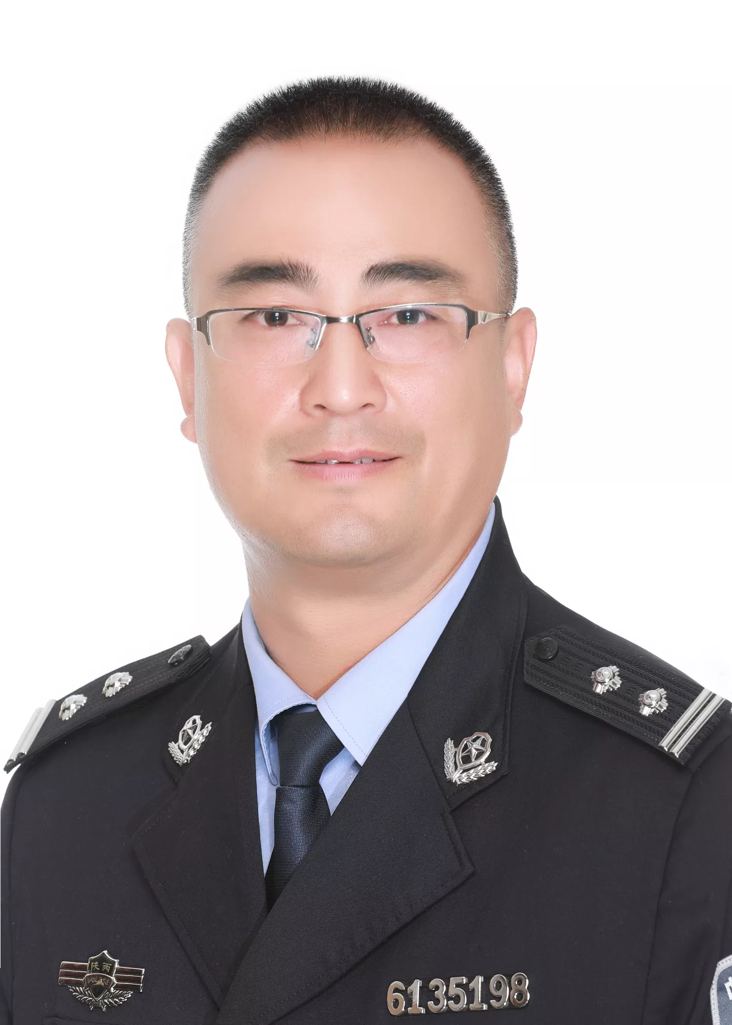 本人是年2月4日出生屬相事實屬什麼算命按屬兔算照樣按龍算請算命指點