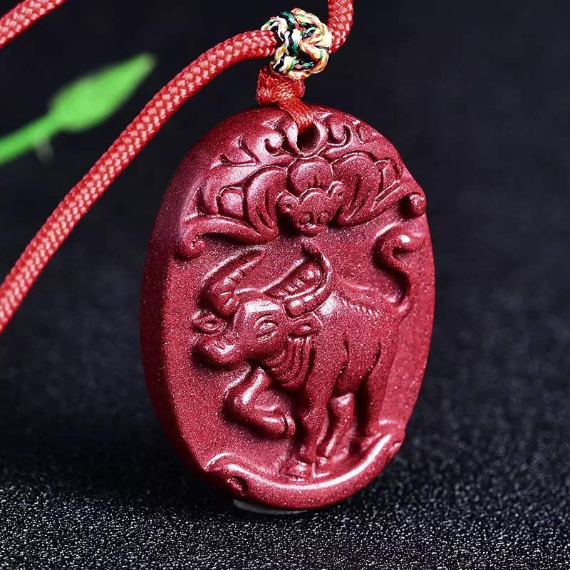 屬蛇的佩戴什麼屬相飾品最好：屬蛇的人應該佩戴什麼生肖