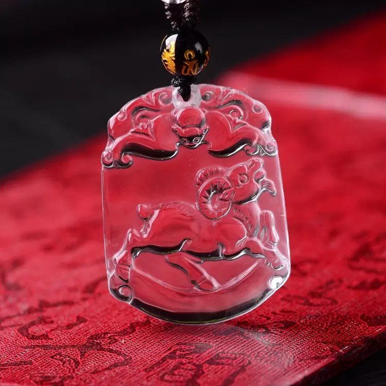 屬羊戴哪種屬相的吊墜：屬羊的人適合佩帶什麼