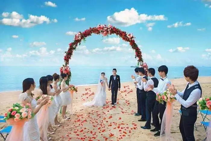 5、閃婚是什麼意思:有人問我閃婚是啥意思？