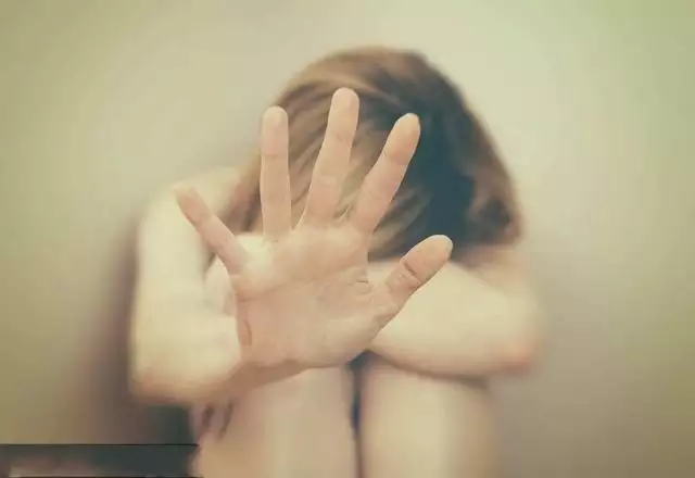 2、出軌男跟小三徹底鬧翻后、男人不會對小三有任何的故情嗎？