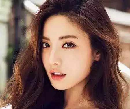 2、女命八字显示是富婆命:會越來越有錢的女命八字，什麼八字女命越來越有錢