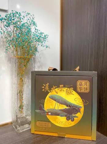 7、依和伊五行,哪個寓意好:女生的名字，用伊好，還是用依好呢？