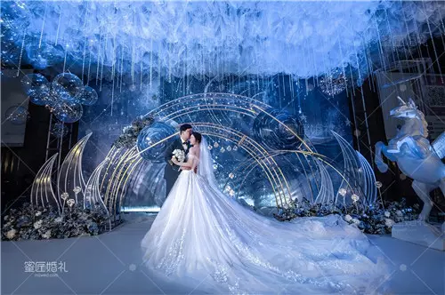 3、是什麼日子適合結婚嗎:今年哪些日子適合結婚