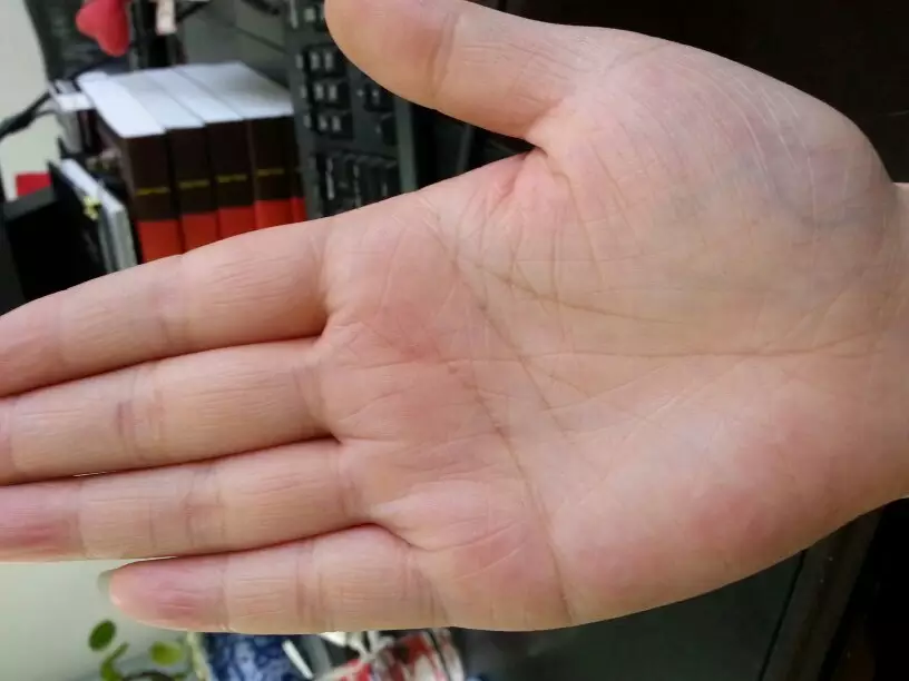 1、簡單手相測試掃一掃免費:手相掃一掃測試法
