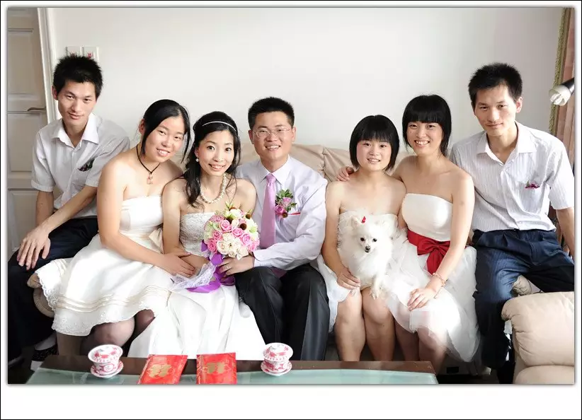 4、我們定了結婚的日子是，但是結婚當天與媽媽生肖相衝,但不是歲數，怎麼化解?