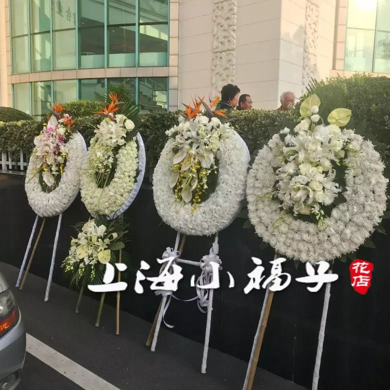 8、任加代大哥的葬禮:求任達華的一部。有一個情節是來某大哥的葬禮上搗亂..