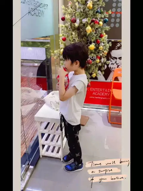 1、招財小牛貓微博:《《胡說九道》匪我思存》txt全集