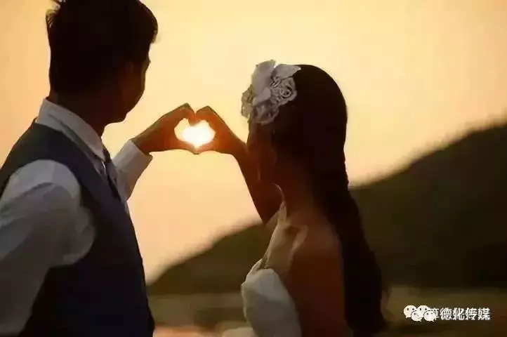 5、算命說我婚姻好什麼意思:算命的說我有婚外姻緣什麼意思