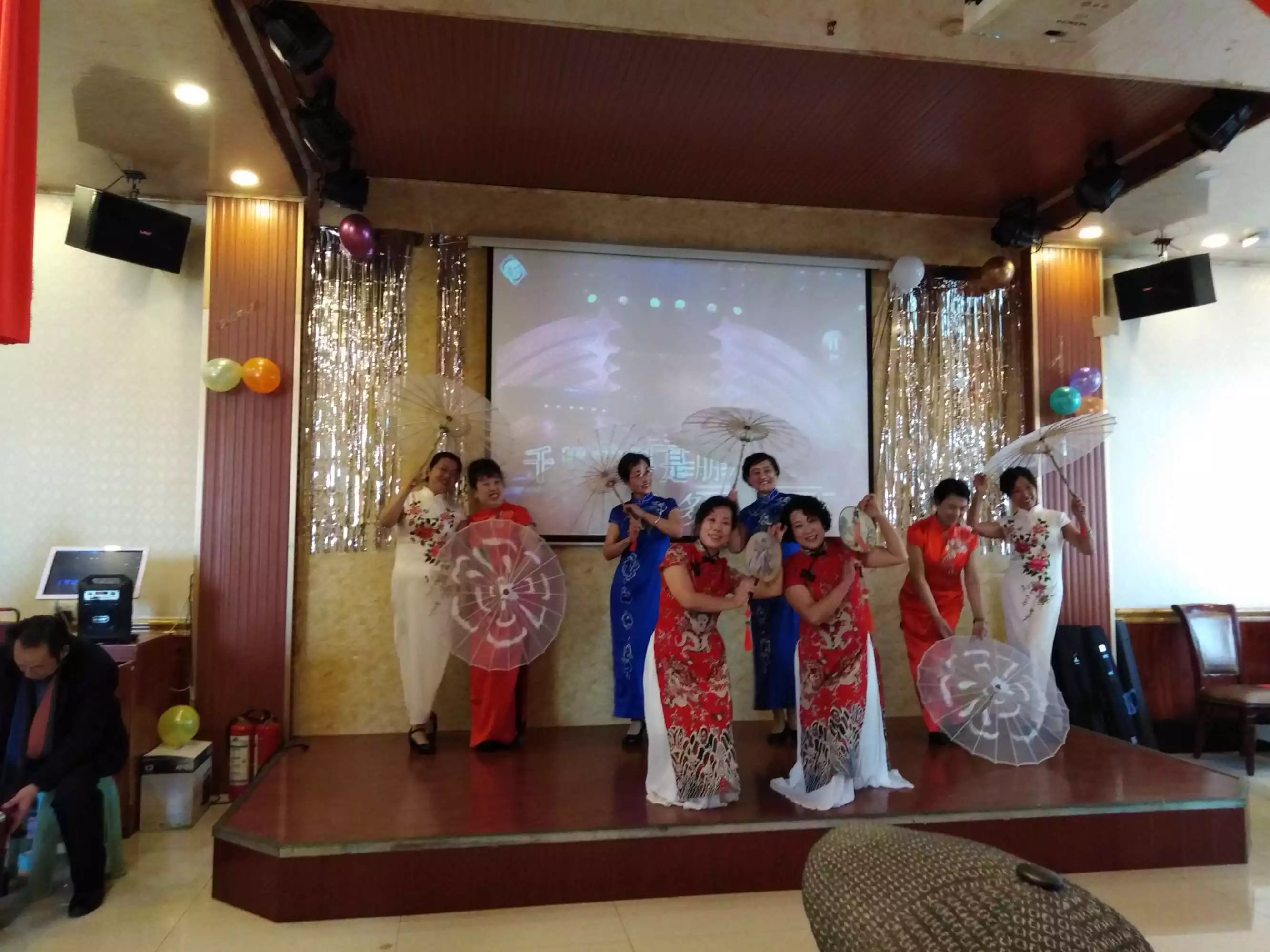 4、運城聞喜農村結婚配的音樂:要結婚了，請問婚慶儀式常用的背景音樂？