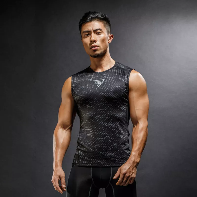 1、最怕中年男人突然健身:中年男人平時健身需要注意些什麼？