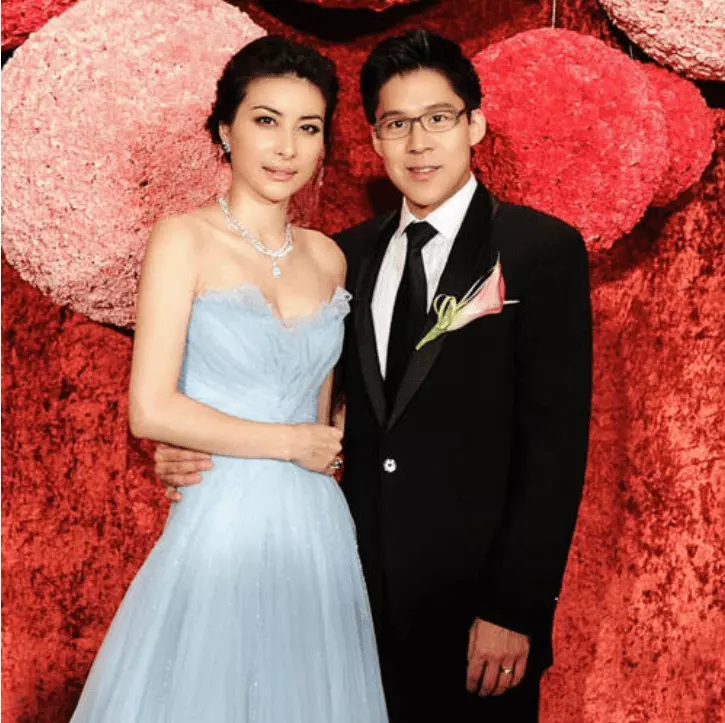 4、郭晶晶八字天月二德:**貴婦八字特點