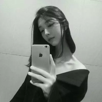 頭像霸氣女生超拽高冷：求酷酷酷的女生動漫頭像