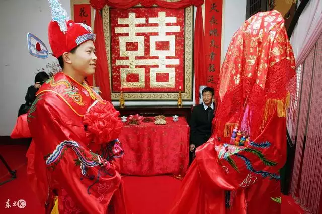 5、我遇到了真正喜歡的她，但我們都已經結婚了，我們都彼此相愛，很深很深。我該怎麼辦？