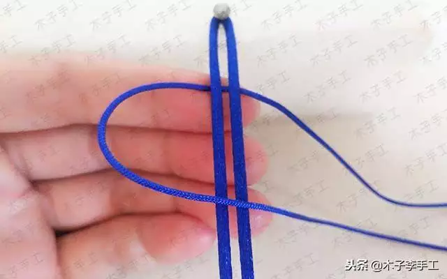 2、二十四種手鏈編法:手鏈的編法大全