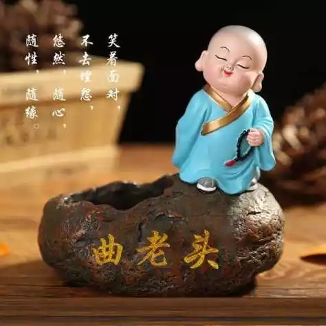 兩個字低調有內涵的網名：低調有內涵的網名