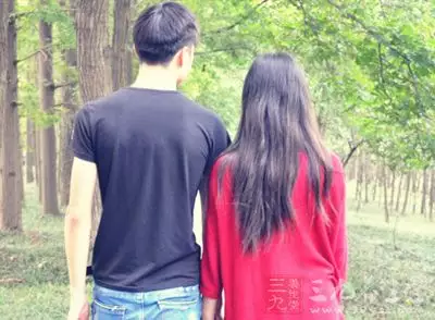 5、婚配女大男一歲好不好:女的大男的一歲是好還是不好