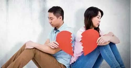 1、出軌動真情的男人還能挽回嗎:男人出軌帶來的傷害可以挽回嗎