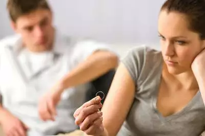 1、怎麼挽回屬豬男的心:女屬豬和男屬豬在一起能長久嗎？