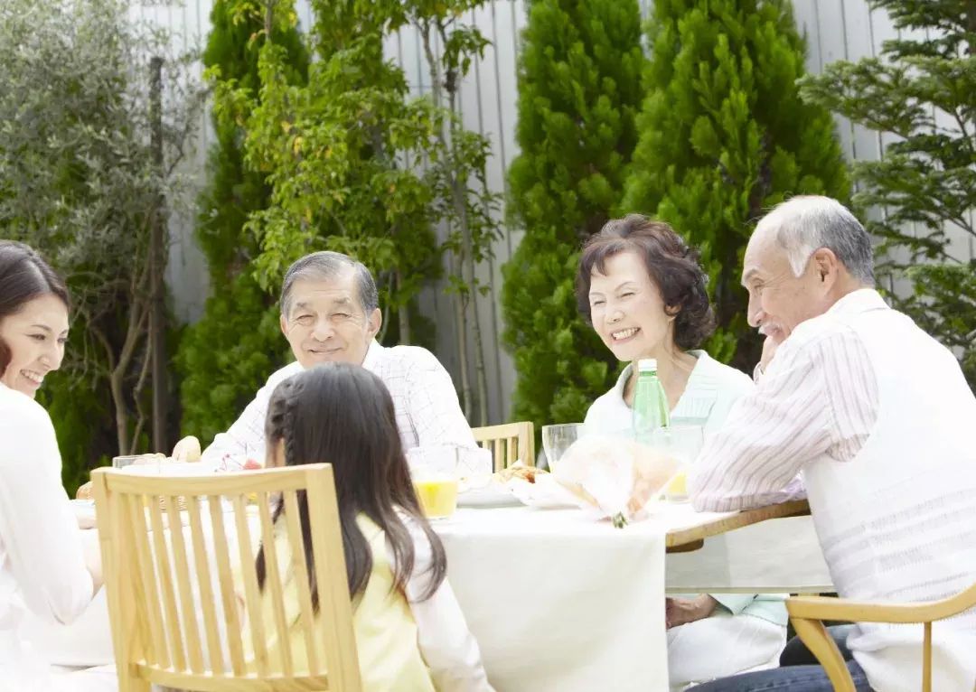 頤養天年子孫多打一屬相：子孫多多是什麼生肖