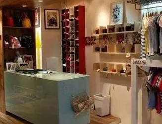 開服裝店取什麼名字好潮流一點的：大家幫忙給服裝店起個好聽好記的名字