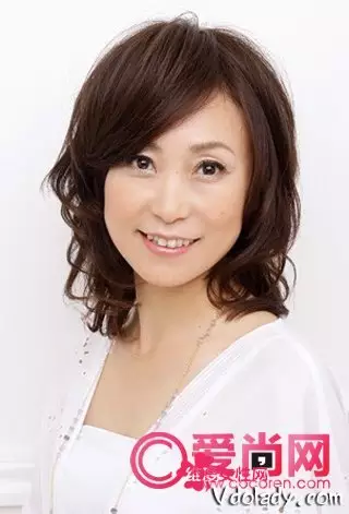 5、42歲男和46歲女可以婚配嗎:一個43歲的男子和46歲的女人陪嗎？