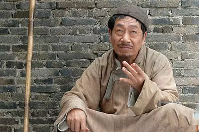 1、八字算命算子嗣:請哪位給算算命裡子女幾個？何時有？