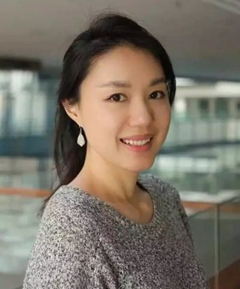 7、當年不顧一切加入美籍，被禁止回國的男明星，下跪道歉后結果怎麼樣了？