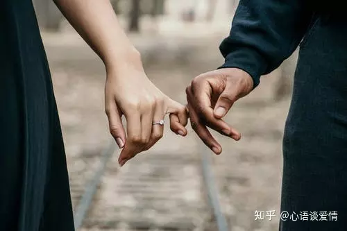 6、我們是情人關係在一起3年了，他不想繼續了，可是我們都放不下相互怎麼辦呢？