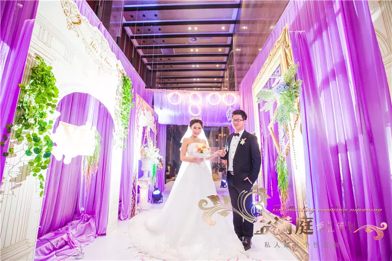 找算命算的結婚日子，但在黃曆上看的都是忌嫁娶，要麼沖父母得屬相，了。有沒有高手幫忙看看日子？男