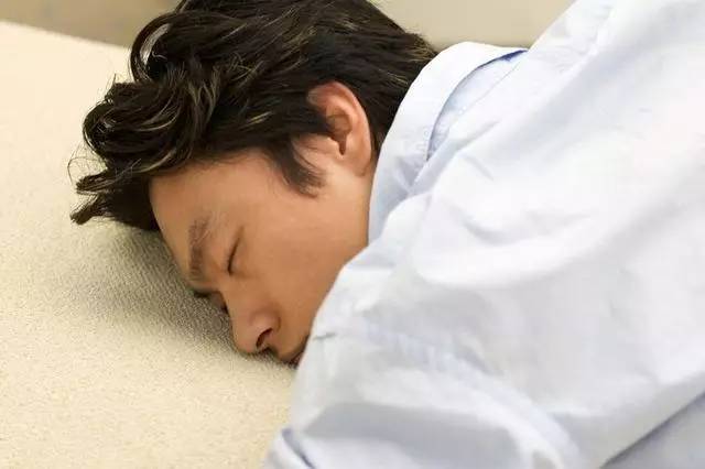 6、男人過了45歲性功能幾天一次:男45歲多長時間 一次好