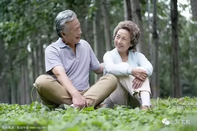 3、八字看配偶出現時間正緣:八字中如何看正緣桃花