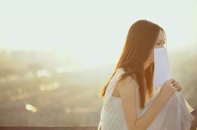 7、男子依戀小三的身體嗎:男子出軌后的身體痕迹有哪些 從男子的